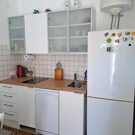 Appartement By The Sea Ubli, - 23365